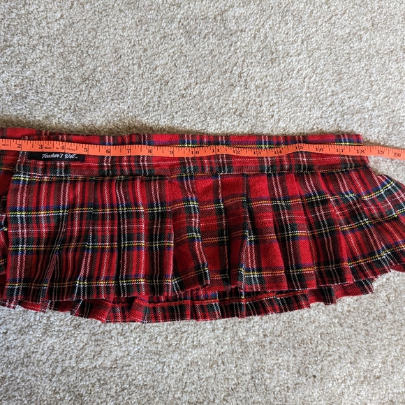 Mini pleated skirt - Picture 5 of 9